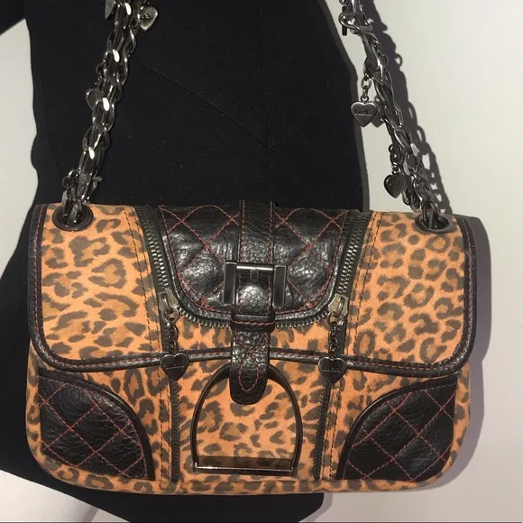 Leopard Print Shoulder Bag with Black Accents - Picture 2 of 8